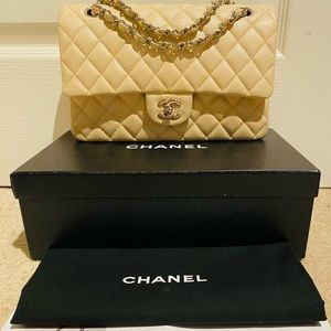 ❌SOLD❌Chanel Medium Classic Caviar Beige